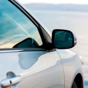 auto glass replacement in Los Angeles, CA same day service